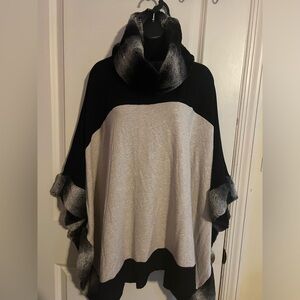 Capote black and tan poncho